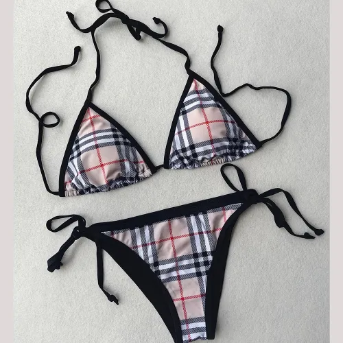 Burberry — Intimo Donna