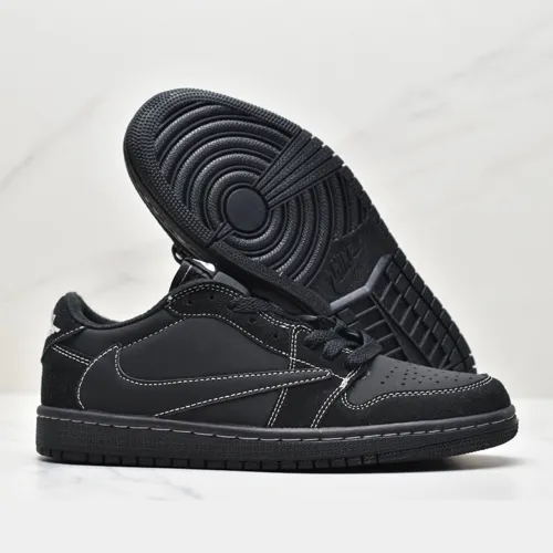 Jordan 1 Low x Travis Scott Black Phantom