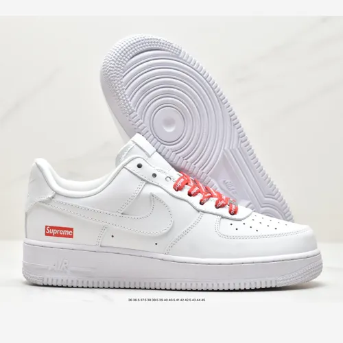Nike Air Force 1 x Supreme White