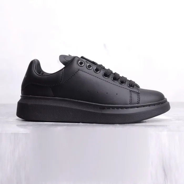 McQueen Oversized Triple Black Solid