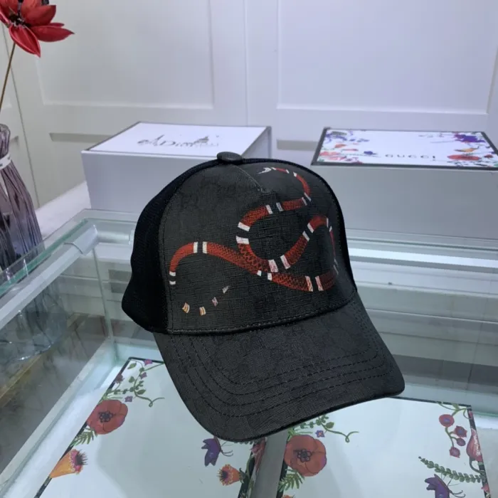 Gucci — Hats