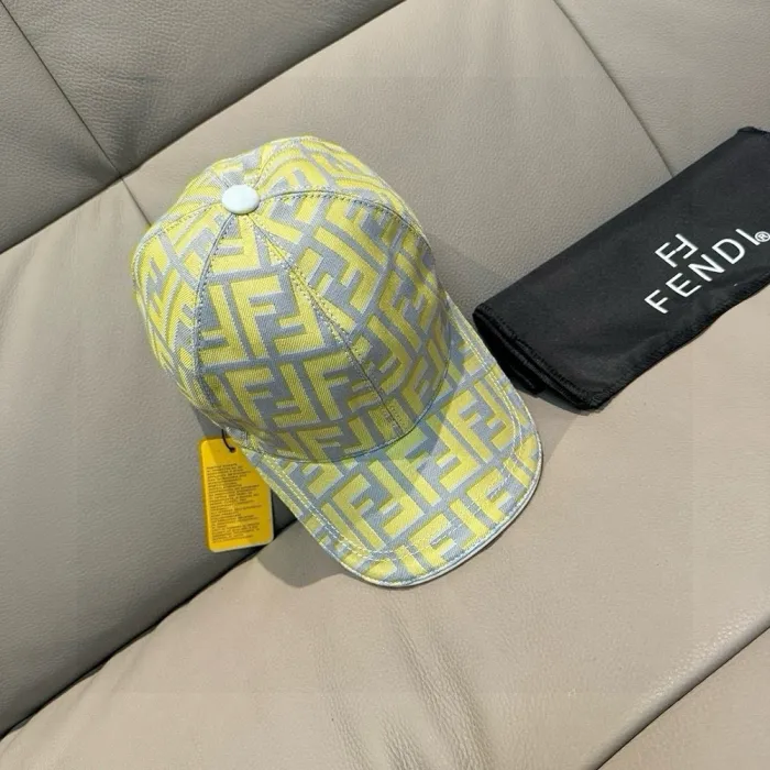 Fendi — Hats