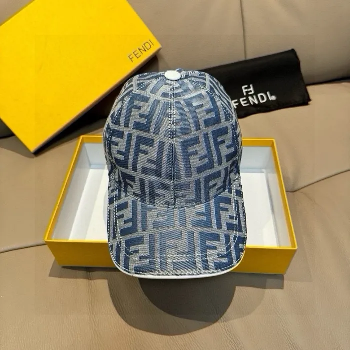 Fendi — Hats