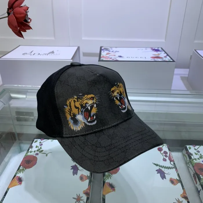 Gucci — Hats