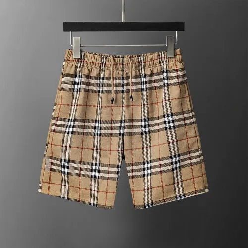 Burberry — Shorts