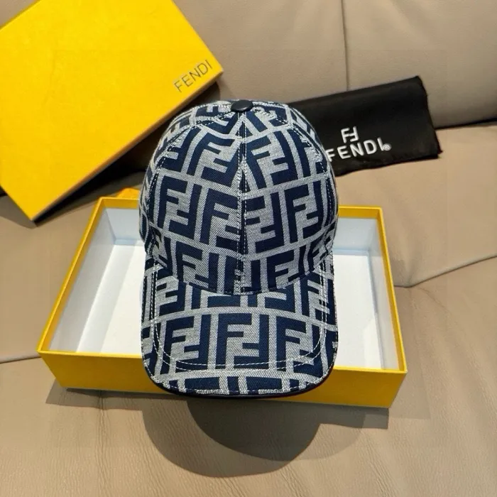 Fendi — Hats