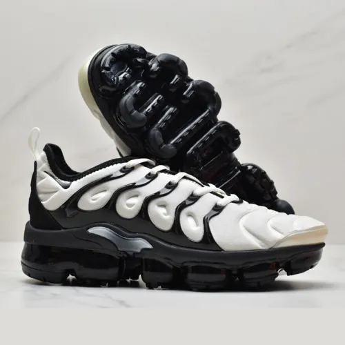 Nike TN — Shoes