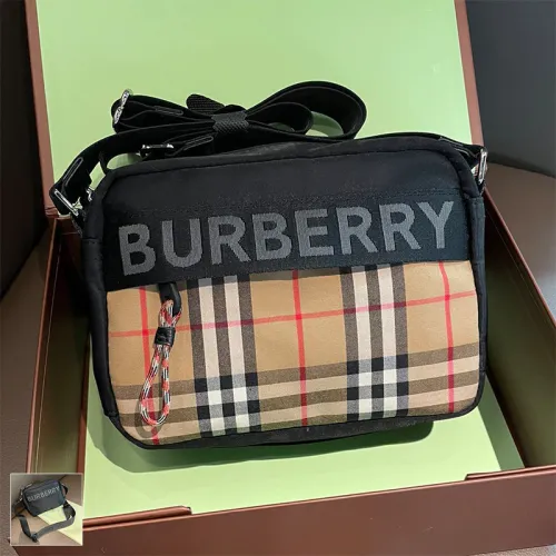 Burberry — Bags