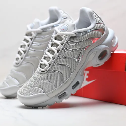 Nike TN — Shoes