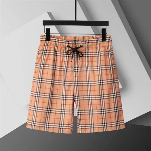 Burberry — Shorts