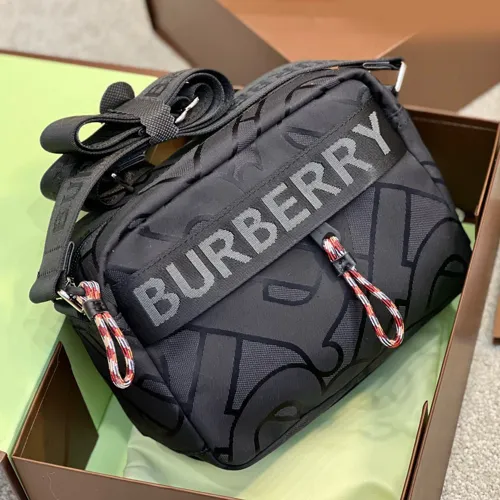 Burberry — Bags