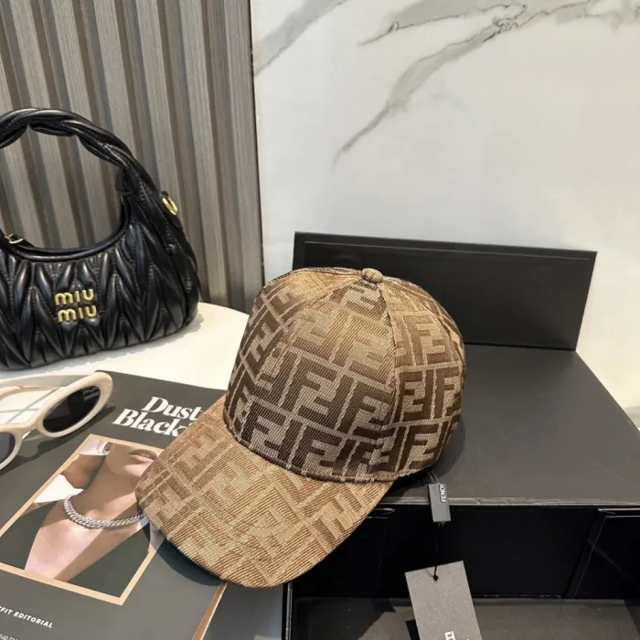 Fendi — Hats