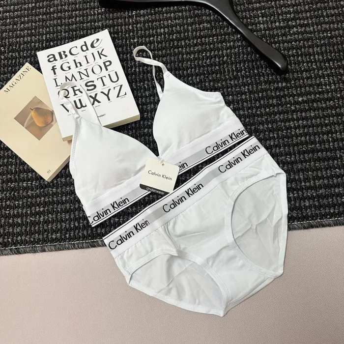 Calvin Klein — Intimo Donna