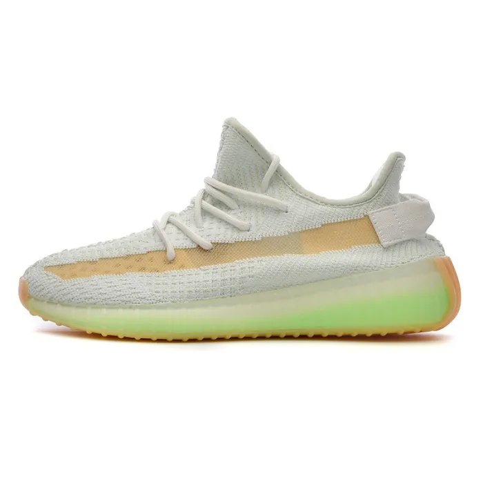 Yeezy Runner 8