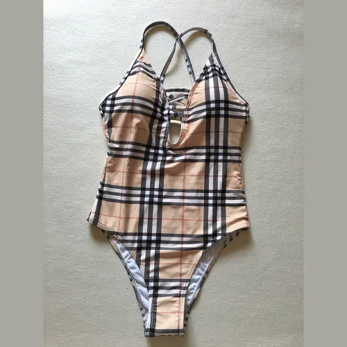 Burberry — Intimo Donna
