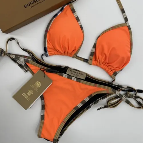 Burberry — Intimo Donna