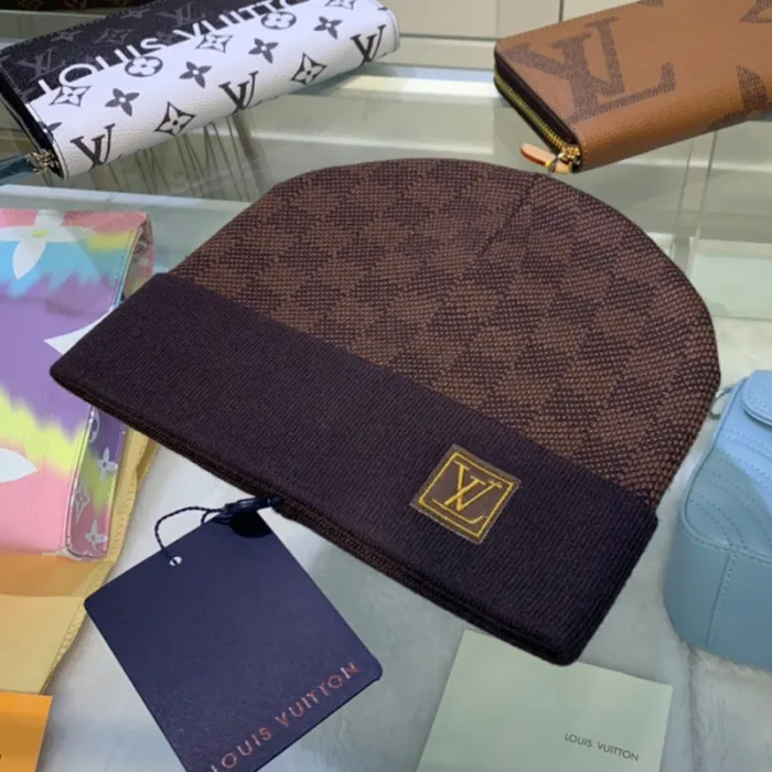 Louis Vuitton — Hats