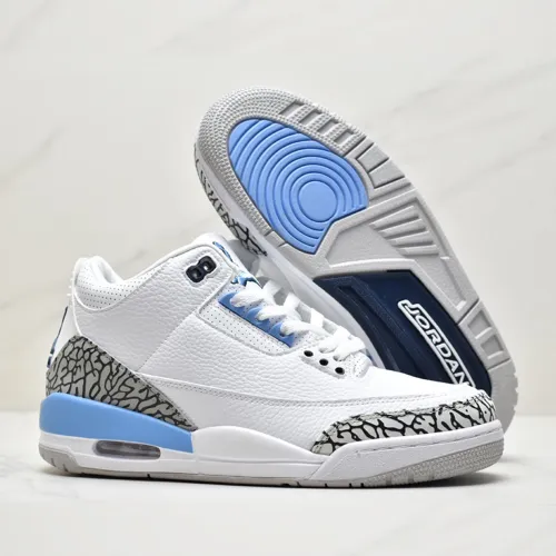 Air Jordan 3 Retro UNC